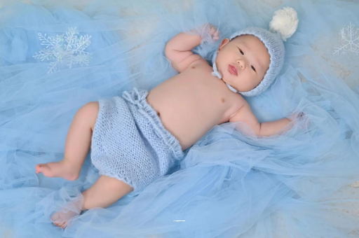 东海宝宝几个月开始吃辅食 东海宝宝几个月开始吃辅食